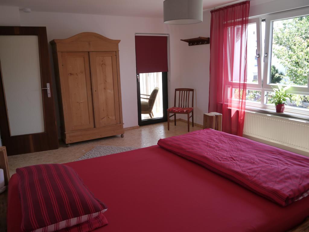 Punkrock Harbour Pension Baehr Карлсруэ Экстерьер фото